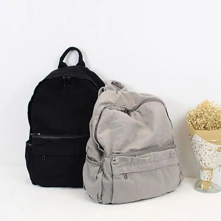 lightweight-canvas-backpack (5)